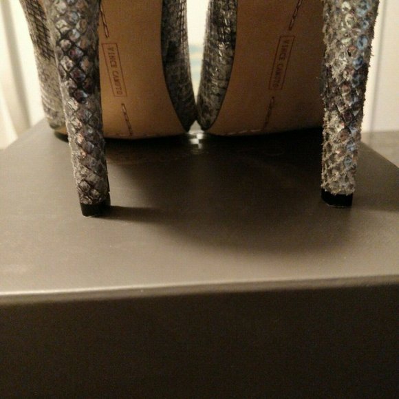 Vince Camuto high heels silver snakeskin shoes 8.5 - Picture 5 of 12